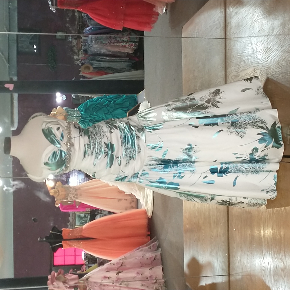 Xcite prom dress